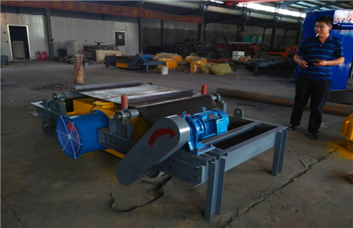 油冷式電磁除鐵器,河南油冷式電磁除鐵器型號構(gòu)造電氣工作原理_河南油冷式電磁除鐵器型號加多少號油_選型 油冷式電磁除鐵器,河南油冷式電磁除鐵器型號構(gòu)造電氣工作原理_河南油冷式電磁除鐵器型號加多少號油_選型