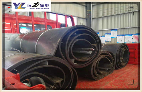 除鐵器皮帶,皮帶除鐵器,山東運輸皮帶安裝除鐵器調整方法_山東運輸皮帶安裝除鐵器跑偏原因及如何調_刮板價格 除鐵器皮帶,皮帶除鐵器,山東運輸皮帶安裝除鐵器調整方法_山東運輸皮帶安裝除鐵器跑偏原因及如何調_刮板價格