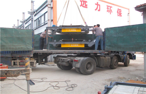 永磁滾筒除鐵器,內蒙古永磁滾筒除鐵器知識參數_內部磁塊安裝方法_內蒙古永磁滾筒除鐵器型號價格 永磁滾筒除鐵器,內蒙古永磁滾筒除鐵器知識參數_內部磁塊安裝方法_內蒙古永磁滾筒除鐵器型號價格