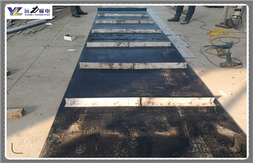 除鐵器皮帶,除鐵器皮帶如何更換圖解調(diào)整方法_除鐵器皮帶如何更換圖解跑偏原因及如何調(diào)_刮板價格 除鐵器皮帶,除鐵器皮帶如何更換圖解調(diào)整方法_除鐵器皮帶如何更換圖解跑偏原因及如何調(diào)_刮板價格