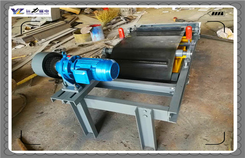 永磁自卸式除鐵器,貴州永磁自卸式除鐵器怎么換帶_技術(shù)參數(shù)_貴州永磁自卸式除鐵器怎么換帶磁塊安裝方式_如何換帶 永磁自卸式除鐵器,貴州永磁自卸式除鐵器怎么換帶_技術(shù)參數(shù)_貴州永磁自卸式除鐵器怎么換帶磁塊安裝方式_如何換帶