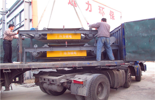 永磁除鐵器,山東rcyb永磁除鐵器_技術(shù)參數(shù)_山東rcyb永磁除鐵器磁塊安裝方式_如何換帶 永磁除鐵器,山東rcyb永磁除鐵器_技術(shù)參數(shù)_山東rcyb永磁除鐵器磁塊安裝方式_如何換帶