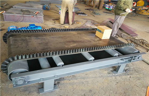 電磁油冷除鐵器,遼寧電磁油冷除鐵器_工作原理_遼寧電磁油冷除鐵器使用特點_選型_價格 電磁油冷除鐵器,遼寧電磁油冷除鐵器_工作原理_遼寧電磁油冷除鐵器使用特點_選型_價格