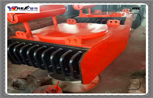 油冷電磁除鐵器,廣東油冷電磁除鐵器定制_廣東油冷電磁除鐵器定制廠家工作原理及內部結構 油冷電磁除鐵器,廣東油冷電磁除鐵器定制_廣東油冷電磁除鐵器定制廠家工作原理及內部結構