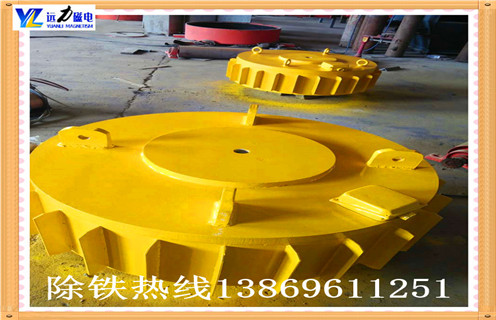 輸送帶式電磁除鐵器，山西輸送帶式電磁鐵除鐵器_規格型號_山西輸送帶式電磁鐵除鐵器安裝效果適用范圍的工作原理 